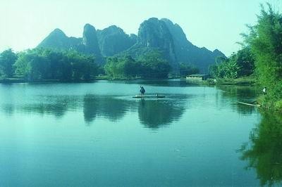 Ӣ�¼���ײ���µ�����