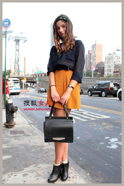 4��С�ɰ����ȹ ���ռ���ֳ���