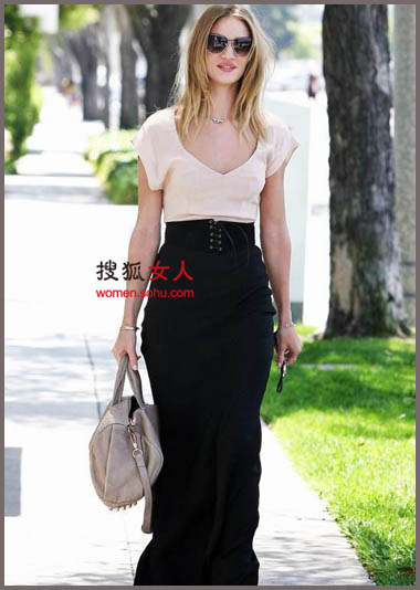 ��ɫ��Ůȹ����ѡ ��Լ����ܳ���