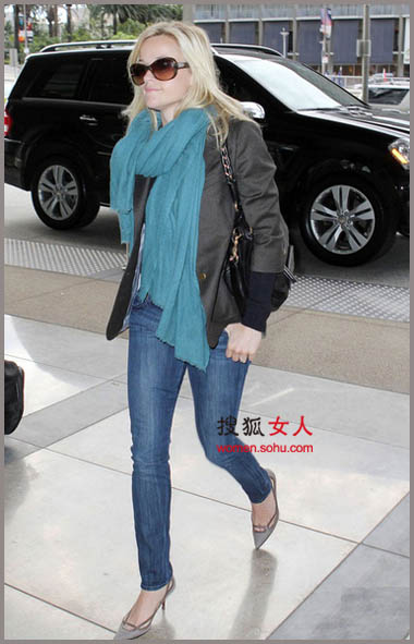 ��ɫΧ�������� �����·�������