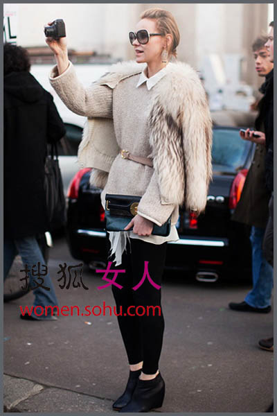 ������ɫë������ ʱ��������ů��