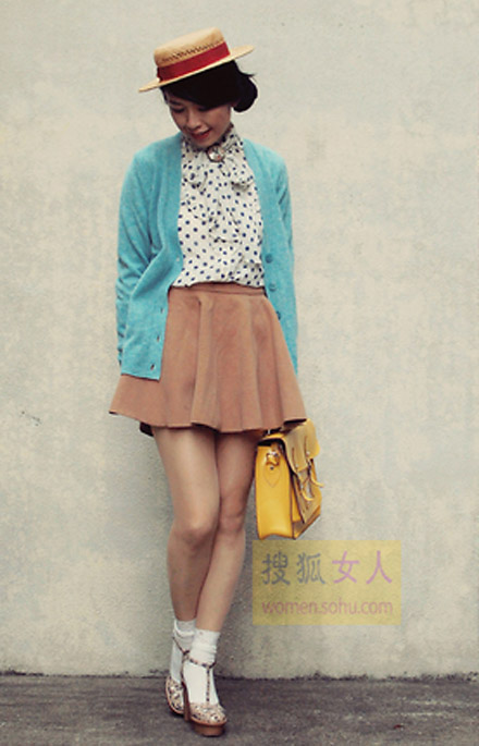 ����Ķ�ɡȹ ¶��С�����Ը߷���