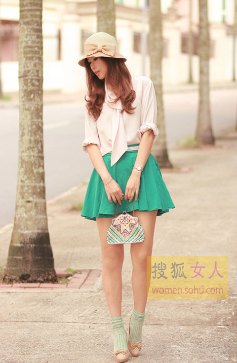 ����Ķ�ɡȹ ¶��С�����Ը߷���