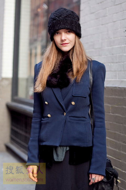 �����ʹ�˫�ſ����� ��ůͬʱʱ��