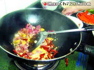 川味爆椒鸡杂图解 做法及步骤