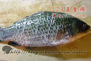 豆瓣鲫鱼2图解 做法及步骤