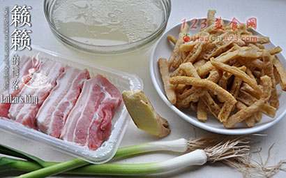 家乡豆腐泡炖肉 做法及步骤