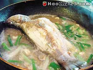 阳朔啤酒鱼图解 做法及步骤