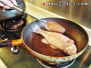 阳朔啤酒鱼图解 做法及步骤