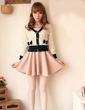 荷叶领褶皱雪纺衫 三月惹火搭配