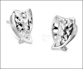 ���ղ����İ��� Ϊ�����һ������������