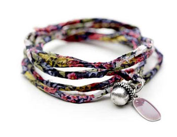 ����ɭ���е��ջ� ����Ʒ��PILGRIM2011�＾ʱ������