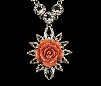 �������Ŷ��߹� Prada������11��Ůʿ�鱦ϵ��