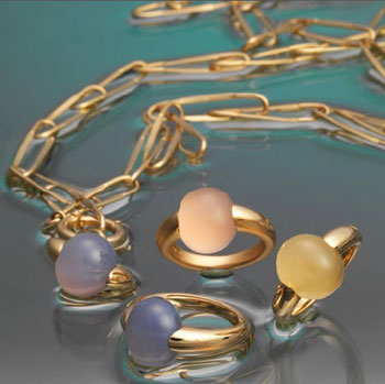 �ǹ�ɫ��ʯ ΪŮ������ħ��