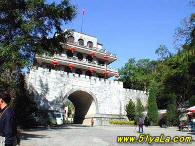 ������ȥ��10���й�С��